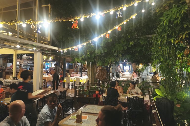 Tunk ka café, Phuket